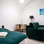 Cozy Main Square I With Breakfast Option *