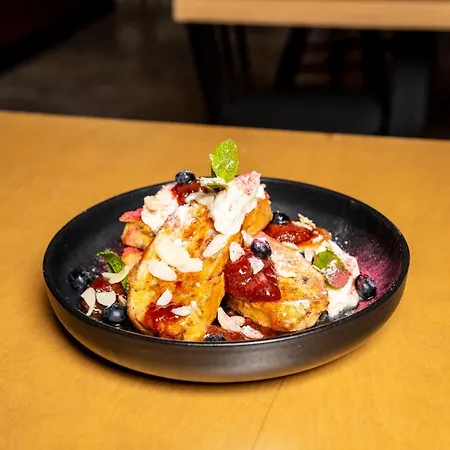 Cozy Main Square I With Breakfast